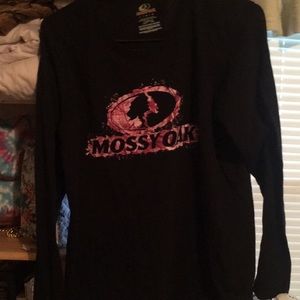 Long sleeve, black and pink, shirt from mossy oaks